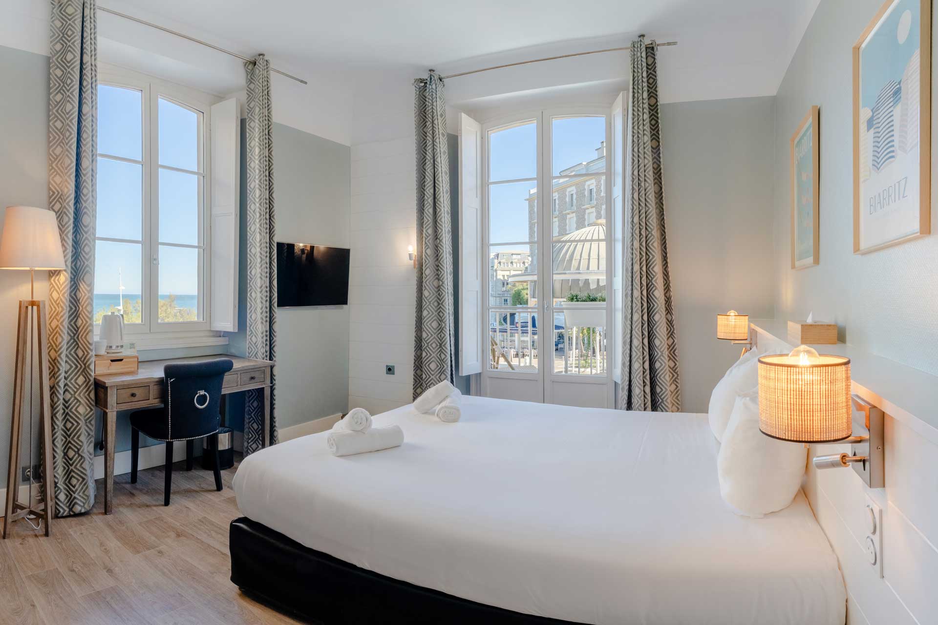 Panoramique chambre hôtel Biarritz, photographie immobilière intérieure